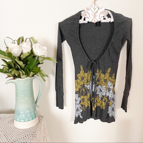 Long Sleeves Midi Gray Dress with Floral print - Picture 1 of 9